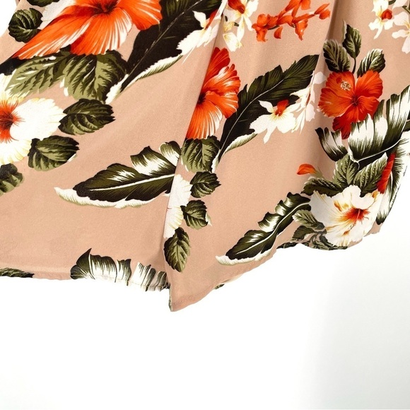 SUPERDOWN Revolve Ilah Surplice Floral VNeck Longsleeve Romper - Picture 10 of 14